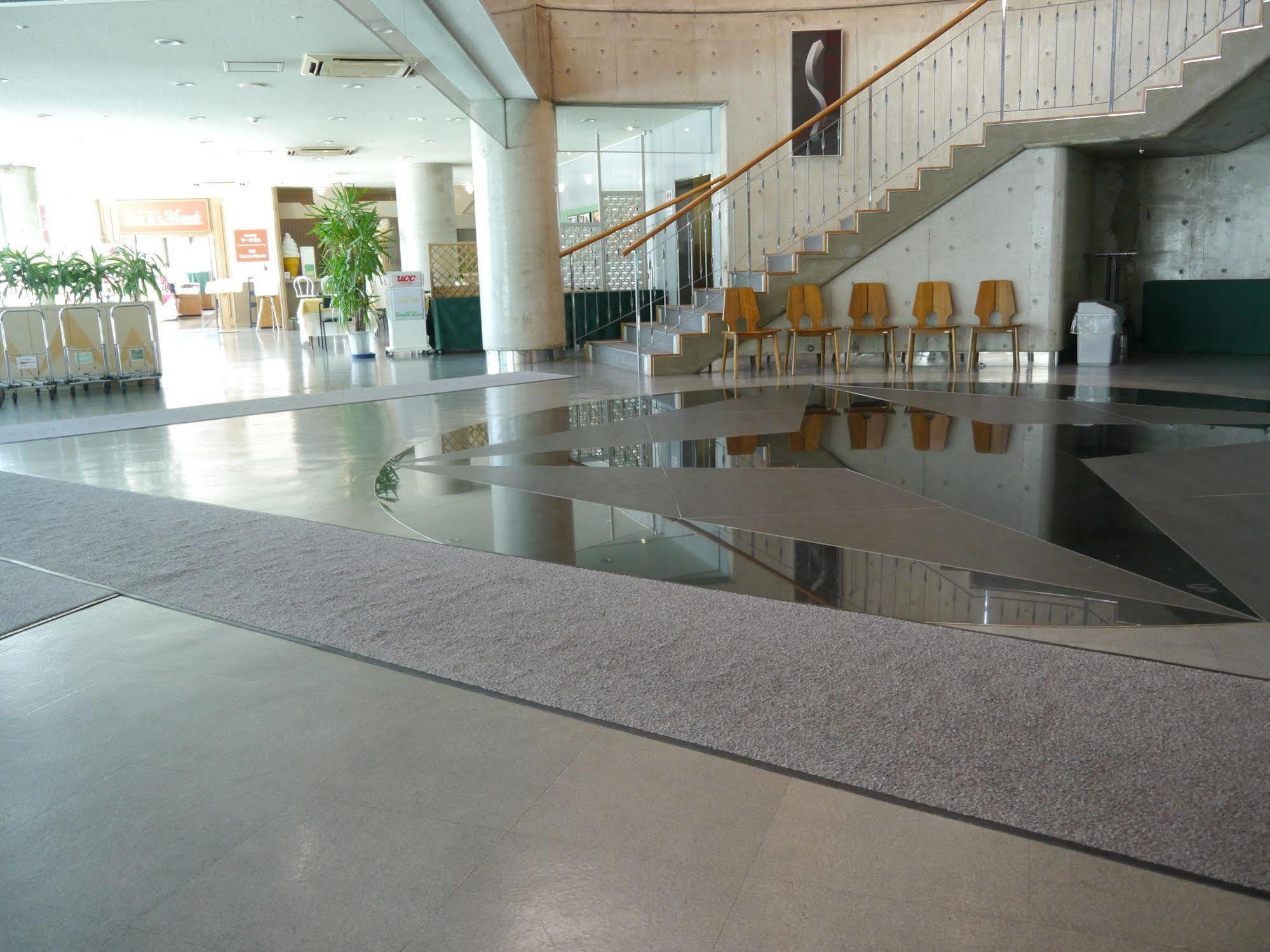 Hotel Park Hills Kamifurano Exterior foto